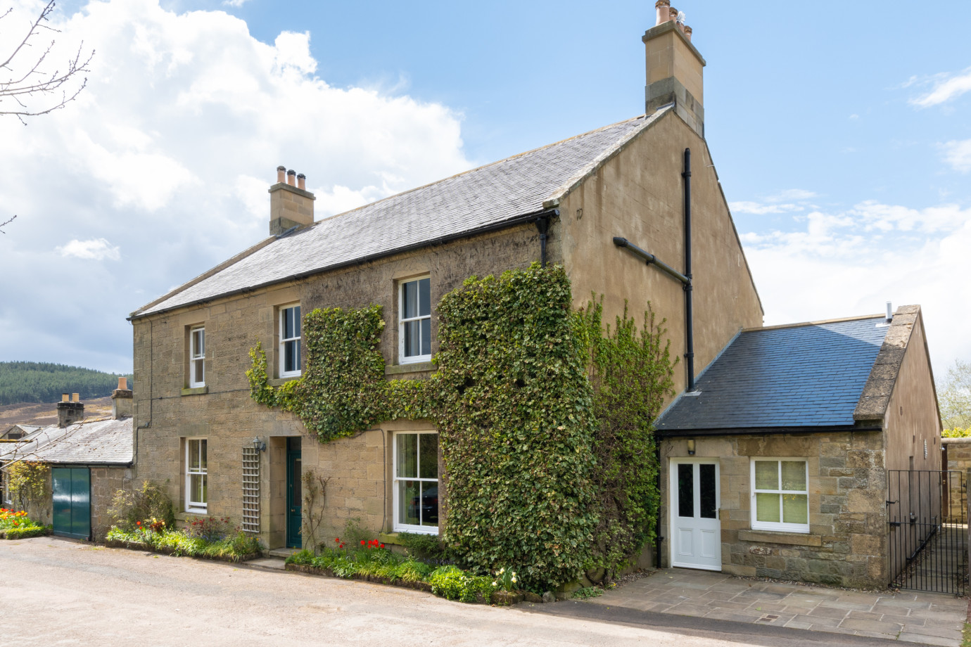 Red Lion House (GD1924) Original Cottages